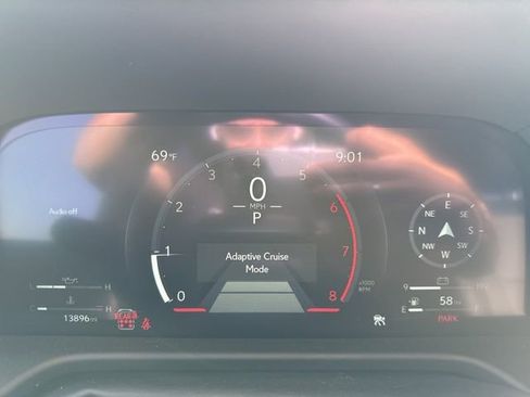 Used 2024 Lexus GX 550 w/ Accessory Package (Z1) image 16