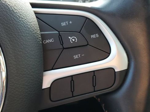 Used 2020 Jeep Compass Limited AWD/4WD image 24