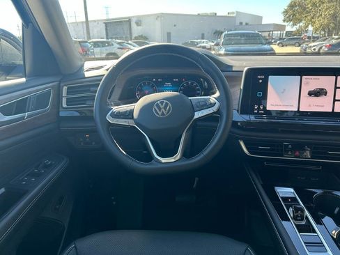 New 2026 Volkswagen Atlas SE FWD image 49
