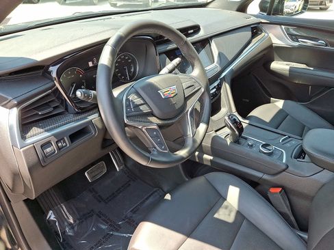 Certified 2023 Cadillac XT5 Sportv AWD/4WD image 15
