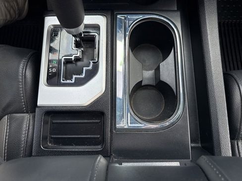 Used 2019 Toyota Tundra Limited w/ Limited Premium Package image 24