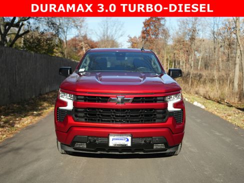 Used 2024 Chevrolet Silverado 1500 RST image 3