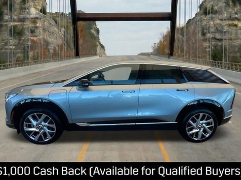 New 2026 Cadillac Optiq Luxury 1 w/ LPO, Floor Liner Package AWD/4WD image 4