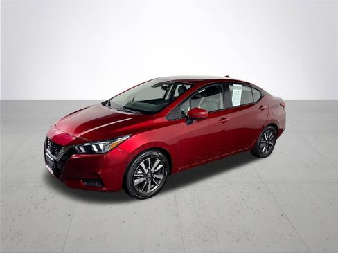Used 2021 Nissan Versa SV FWD image 2