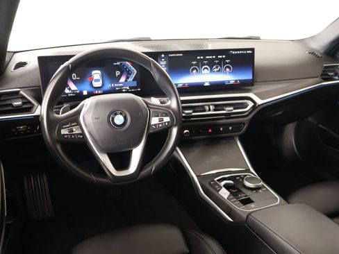 Used 2024 BMW 330i Sedan RWD image 2