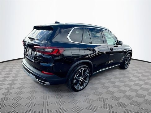 Used 2022 BMW X5 xDrive40i w/ Premium Package image 6