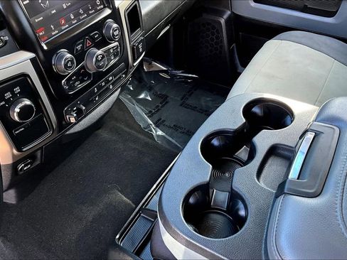 Used 2018 RAM 3500 Big Horn image 14