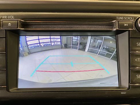 Used 2015 Toyota RAV4 LE image 20