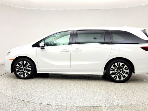 Used 2026 Honda Odyssey Elite image 8