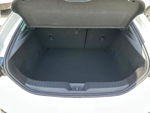 Used 2021 MAZDA MAZDA3 s FWD image 7