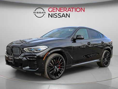 Used 2023 BMW X6 M50i w/ Executive Package image 4