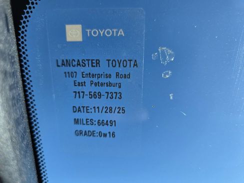 Used 2017 Toyota Tacoma TRD Off-Road image 49