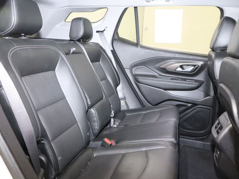 Used 2024 GMC Terrain SLT AWD/4WD image 22
