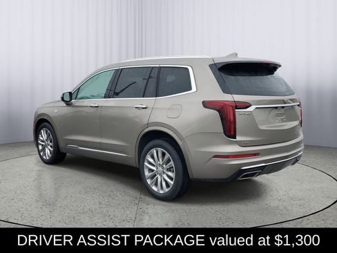 Used 2023 Cadillac XT6 Premium Luxury w/ Technology Package image 5