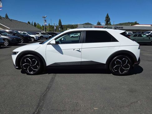 Used 2024 Hyundai Ioniq 5 SE RWD image 11