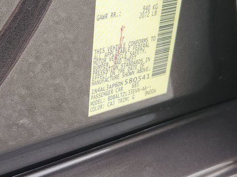 Used 2013 Nissan Altima 2.5 SV w/ 2.5SV Convenience Pkg FWD image 19