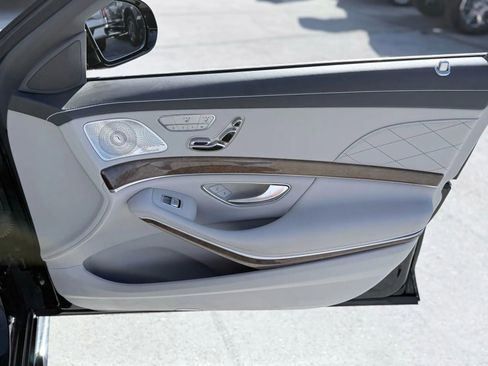 Used 2015 Mercedes-Benz S 550 Sedan image 30