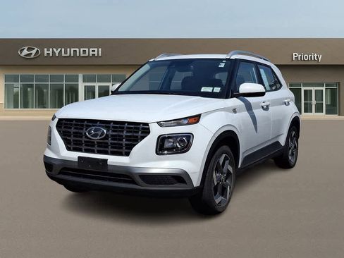 Used 2022 Hyundai Venue SEL w/ Cargo Package image 1