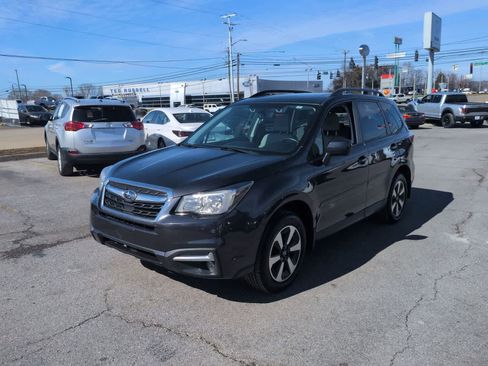 Used 2018 Subaru Forester 2.5i Premium image 4
