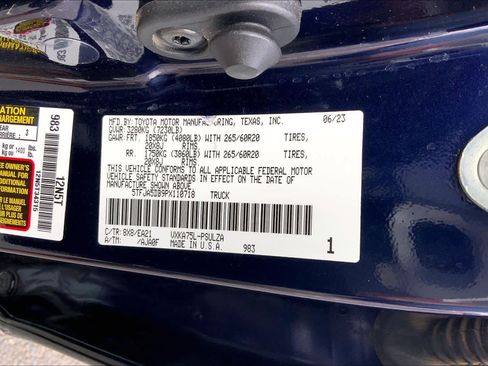 Used 2023 Toyota Tundra Limited AWD/4WD image 37