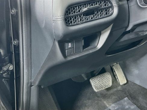Used 2023 Honda HR-V LX image 10