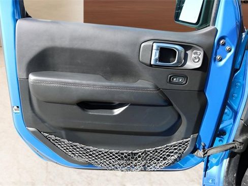 Used 2021 Jeep Wrangler Unlimited Rubicon image 9