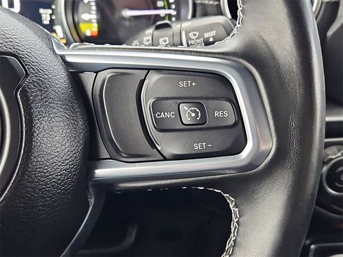 Used 2023 Jeep Wrangler Unlimited Sahara w/ Cold Weather Group image 26