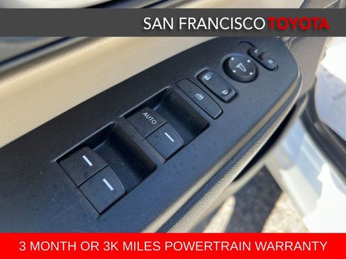 Used 2018 Honda CR-V LX image 31