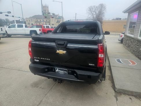 Used 2008 Chevrolet Avalanche LT image 8