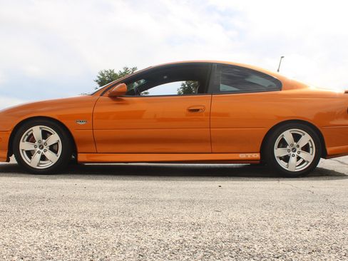 Used 2006 Pontiac GTO RWD image 32