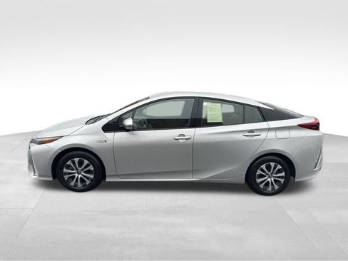 Used 2020 Toyota Prius Prime XLE image 4