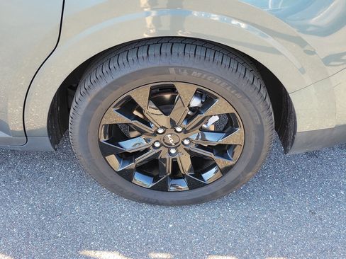 Used 2022 Kia Carnival SX image 40