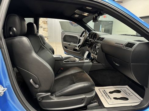 Used 2009 Dodge Challenger SRT8 w/ Spring Special Group image 31