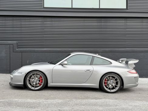 Used 2011 Porsche 911 GT3 image 7