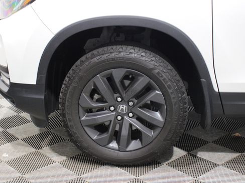 Used 2024 Honda Ridgeline Sport image 41