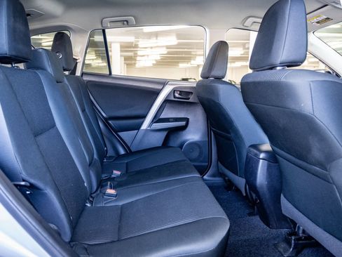 Used 2017 Toyota RAV4 LE w/ Carpet Mat Package FWD image 30