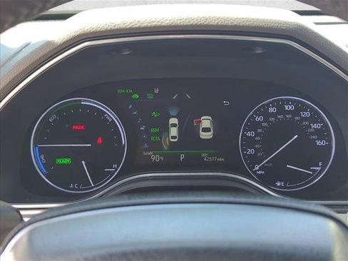 Used 2019 Toyota Avalon Limited w/ All Weather Liner Package FWD image 22