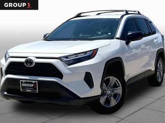Used 2025 Toyota RAV4 LE AWD/4WD video 1