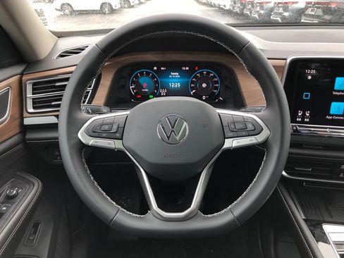 New 2026 Volkswagen Atlas SE image 19