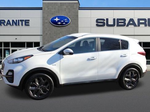 Used 2020 Kia Sportage S image 6