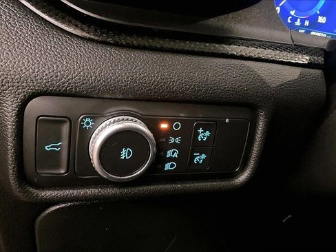 Used 2020 Ford Explorer ST w/ Premium Technology Package image 32