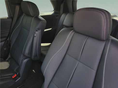 Certified 2023 Mercedes-Benz GLS 450 4MATIC image 9