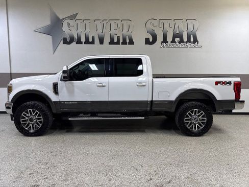 Used 2018 Ford F250 Lariat w/ Lariat Ultimate Package image 11