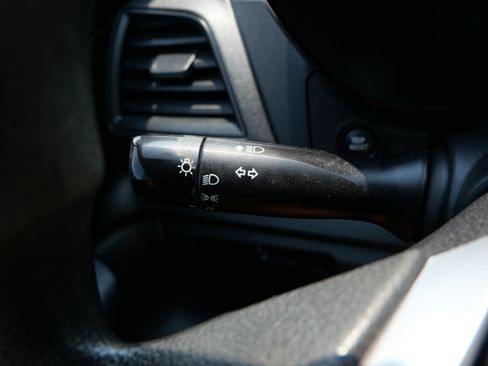 Used 2017 Subaru Impreza 2.0i AWD/4WD image 30