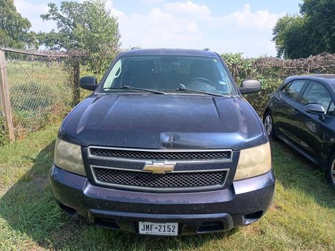 Used 2009 Chevrolet Suburban LS RWD image 3