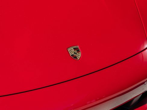 Certified 2024 Porsche 911 Targa 4 image 22