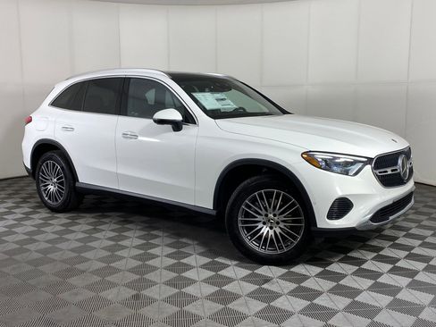 New 2026 Mercedes-Benz GLC 300 4MATIC image 6
