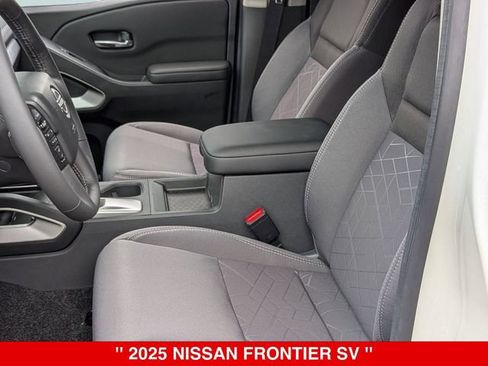 New 2025 Nissan Frontier SV w/ SV Convenience Package AWD/4WD image 14