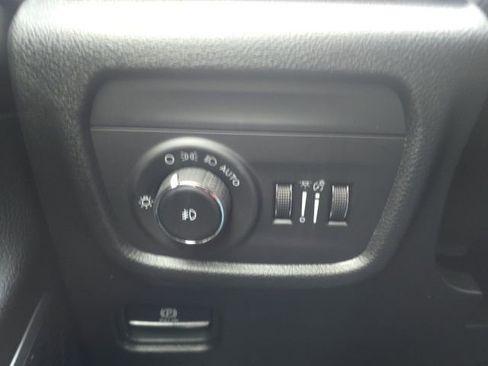 New 2026 Jeep Grand Cherokee Limited image 11