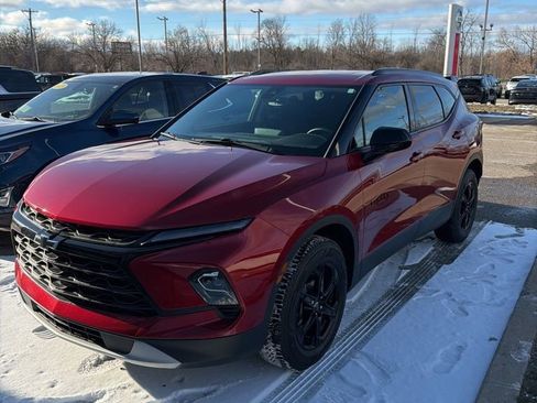 Used 2023 Chevrolet Blazer LT w/ Convenience Package image 1